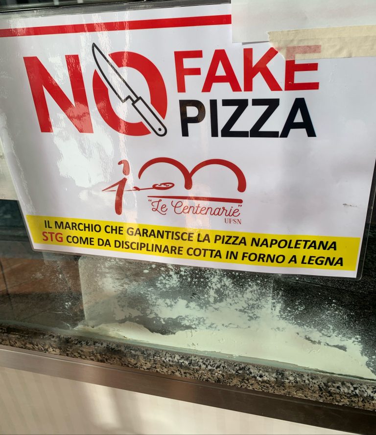 In Pizzeria no alla fake Pizza! Con noi si sceglie la storia, il marchio “Pizza STG”