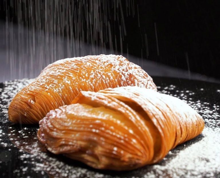 Attraverso uno Storytelling del food tra sacro e profano la sfogliatella napoletana, catechizzando, è specialità dolciaria