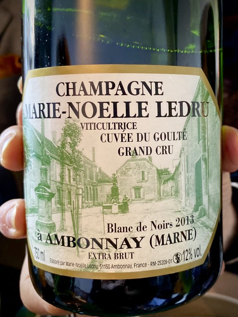 Per WinEdicola presentiamo Marie Noelle Ledru La Signora del pinot noir Champagne Cuvée du Goulté Blanc de Noirs 2013