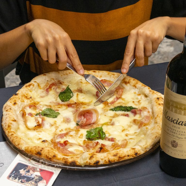 Per nuove e nostre proposte ci affidiamo anche alLe proposte dei nostri clienti, come la Mandorlata della Pizzeria Starita