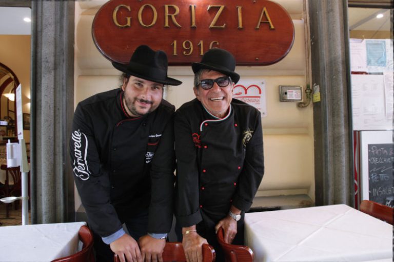 Lo Storytelling del food tra le Pizzerie Centenarie, inizia con Gorizia 1916, del Presidente Salvatore Antonio Grasso, continuante con il figlio Toto e le Sue Olio & Pomodoro