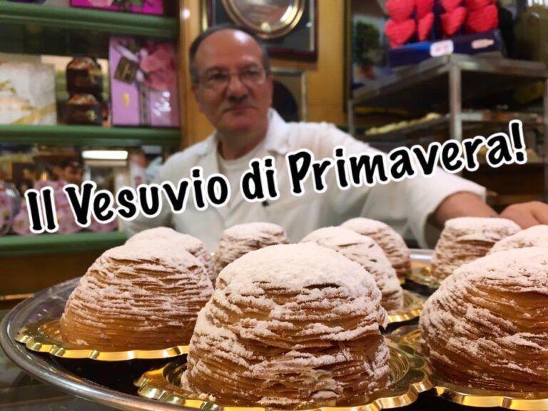 Il Vesuvio di Primavera non è innevato ma se della Pasticceria Primavera, con zucchero si!