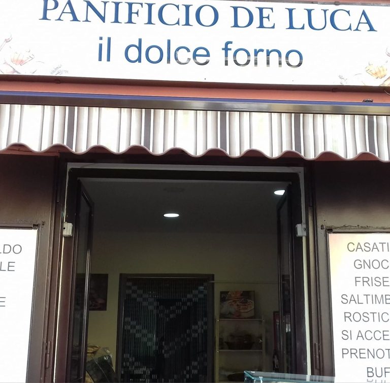 Al Panificio De Luca Il dolce forno, il Pane è puro, prodotto bene e sa di farina!