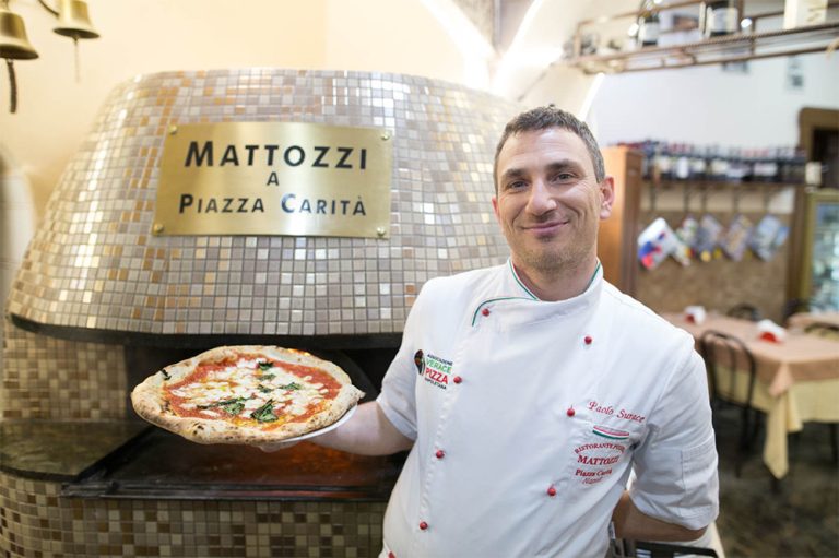 Lo Storytelling del food continua il viaggio nell UPSN Unione Pizzerie Storiche Napoletane raccontando della Pizzeria Mattozzi a Piazza Carità per un’umiltà “ricca”