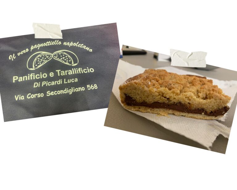 Il biscotto napoletano, ma al cacao, del Tarallificio Picardi, con la giusta arte bianca è buono come da Pasticceria