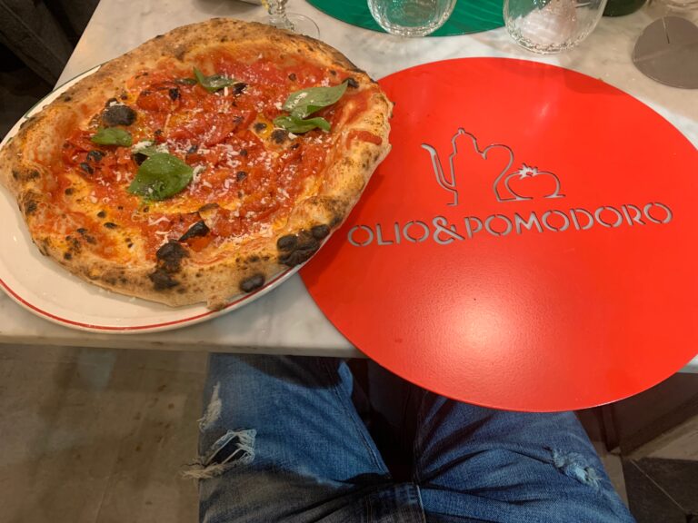 La Pizza Cilentana, fin e past, della Pizzeria Olio & Pomodoro è da eugenio_fiorentino_food, presidio Slow food e Tradizione ed anche innovazione