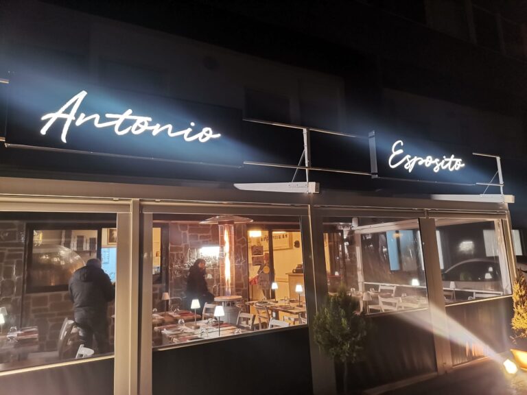 La tappa del Pizzalier passa per una degustazione alla Pizzeria Antonio Esposito