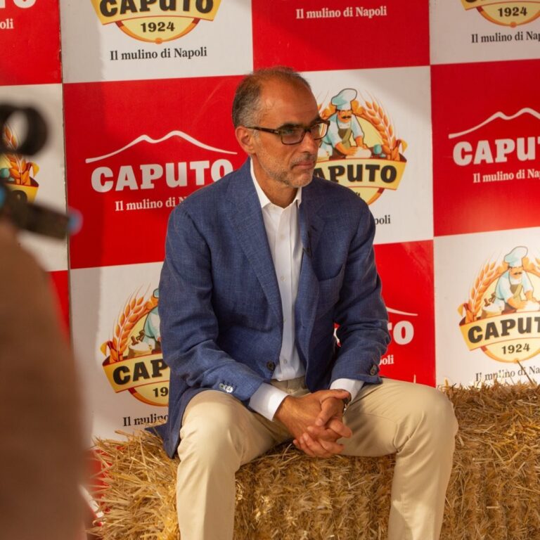 Caputo, il Mulino di Napoli, non è solo farina, anche famiglia forte dello Storytelling del food, tuttora con Antimo Caputo