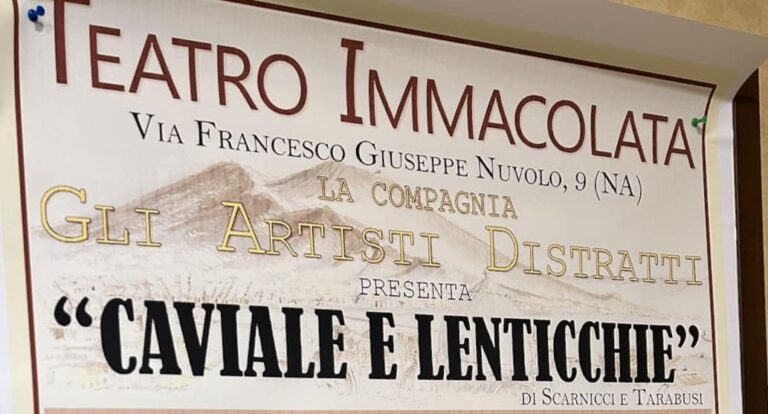 Al Teatro Immacolata, per lo Spettacolo “Caviale e lenticchie” della Compagnia “Gli Artisti distratti”, è stata una buona occasione per una Pizza Margherita prosciutto cotto e funghi, alla Pizzeria Alba