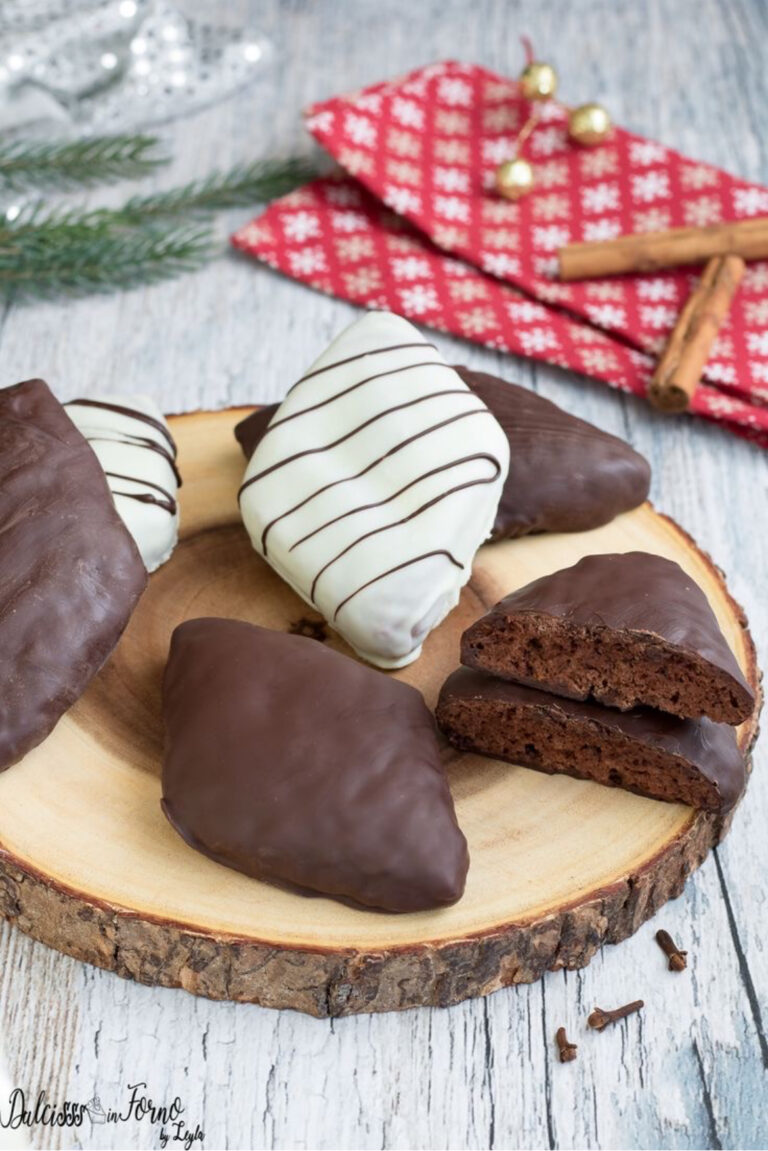 I mostaccioli dolci parte dello Storytelling del food natalizio